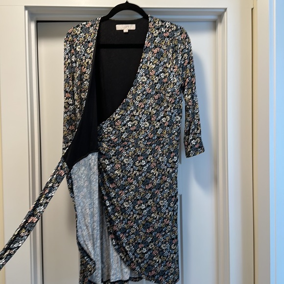 Loft wrap dress, blue floral, size s - Picture 3 of 3